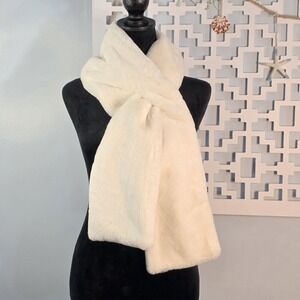 Sprigs Faux Fur Scarf w/ Pocket Ivory Off-White Super Soft